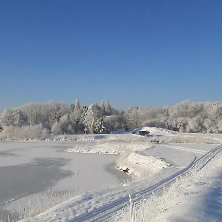Orzechowy Dworek Διαμέρισμα *